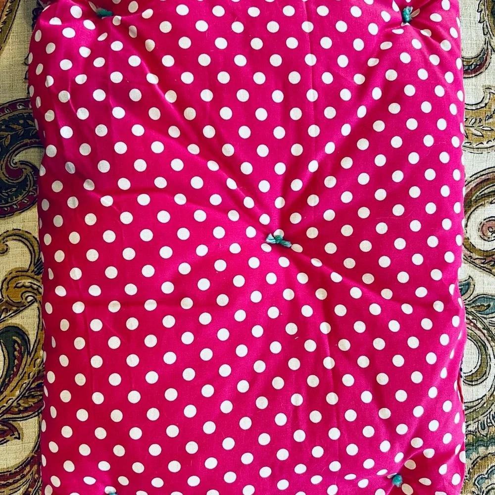 New handmade Beautiful quilted dog pillow. Size medium with matching bandanna.
